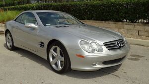 2004 Mercedes-Benz SL500
