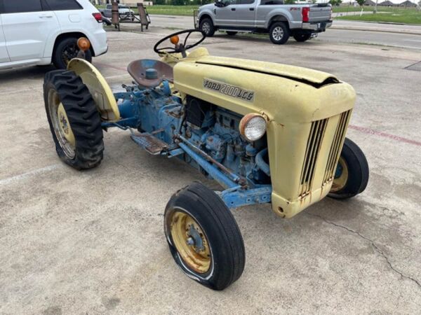 1964 Ford 2000 LCG Utility Tractor- No Reserve