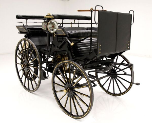 1886 Daimler Four Wheel Automobile Replica