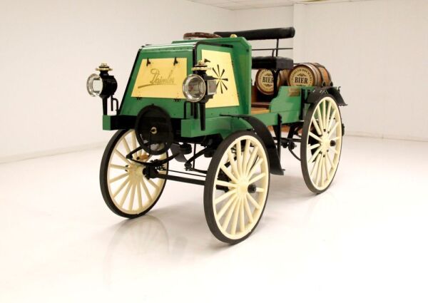 1898 Daimler Truck