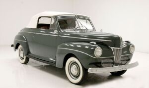 1941 Ford Super Deluxe Convertible