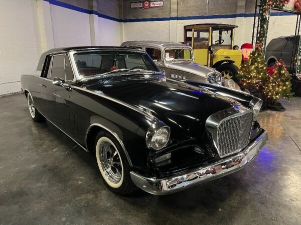 1962 Studebaker GT Hawk