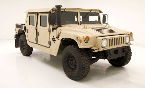 2010 AM General Hummer Pickup