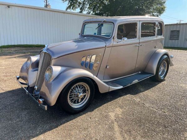 1933 Willys Model 77