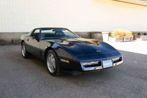 1989 Chevrolet Corvette C4 - Reserve OFF