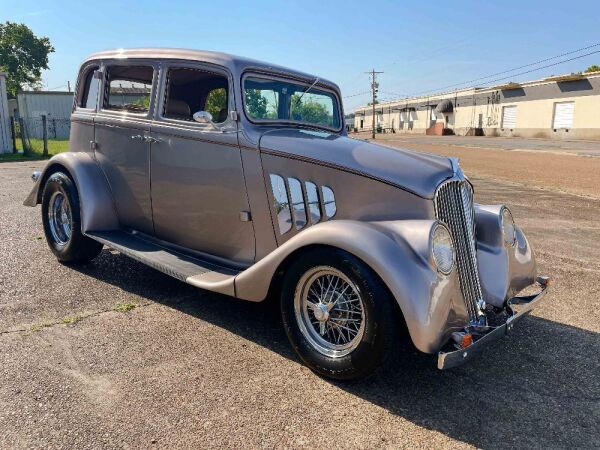 1933 Willys Model 77