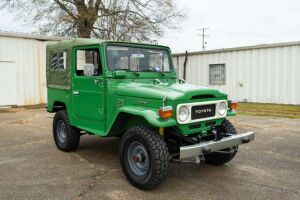 1982 Toyota FJ40 4X4