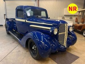 NO RESERVE -1932 Plymouth Fargo