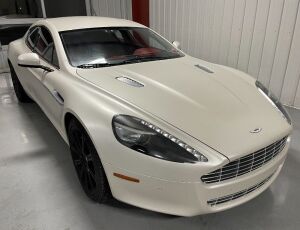 2010 Aston Martin Rapide'