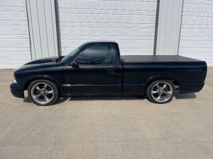 2000 Chevrolet S10 SS