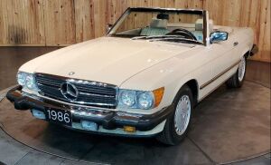 1986 Mercedes-Benz 560SL