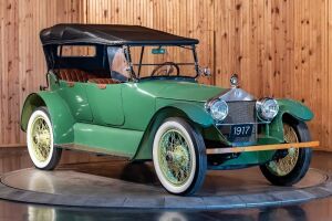 1917 Roamer Model 6-54 4-passenger Sport Touring