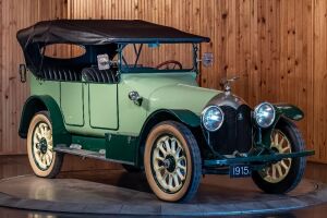 1915 Pathfinder Daniel Boone Touring