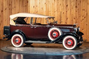 1932 Ford Dual Cowl Phaeton