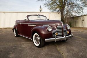 1940 Buick Roadmaster Model 70
