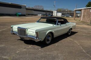 1971 Lincoln Continental Mark III Convertible