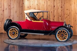 1916 Oldsmobile Model 44 V-8 Rumbleseat Roadster